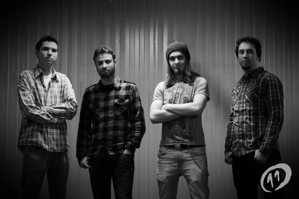 Up To Eleven are un nou solist vocal